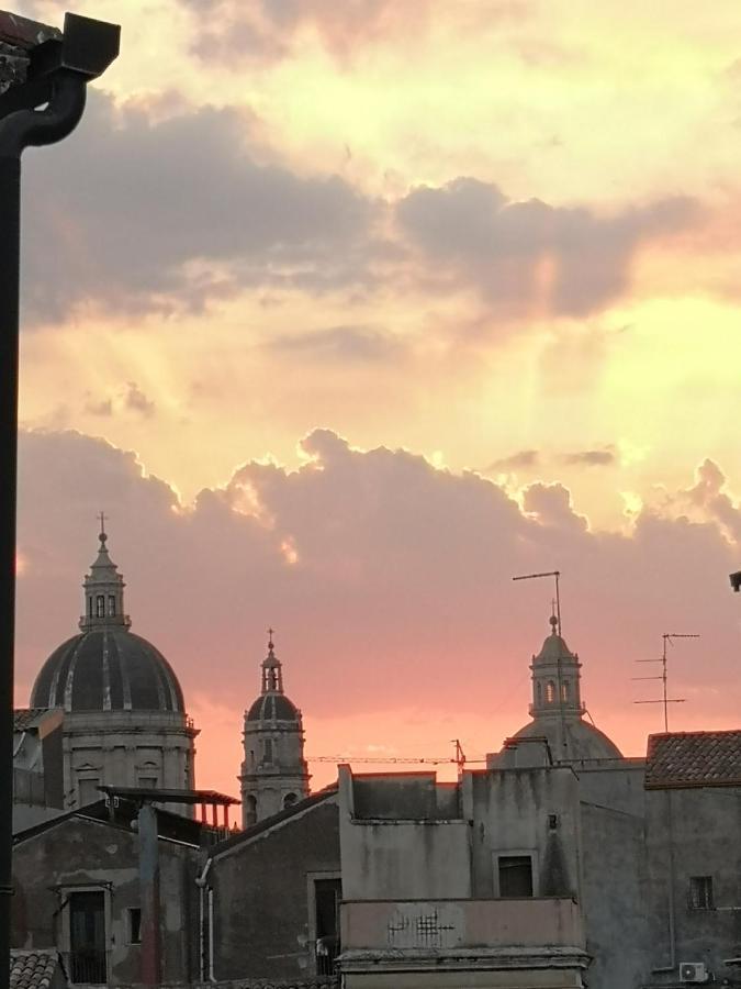 Central Suites Catania Bagian luar foto