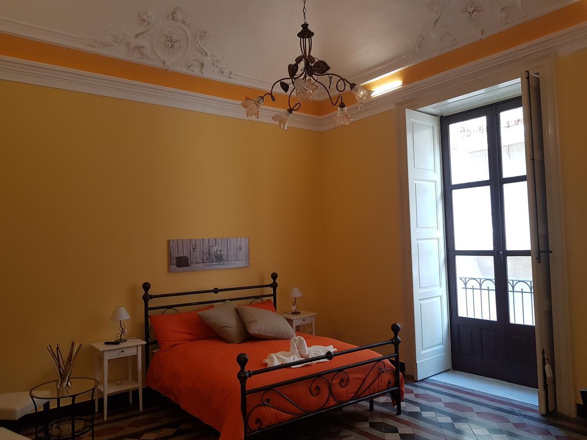Central Suites Catania Bagian luar foto
